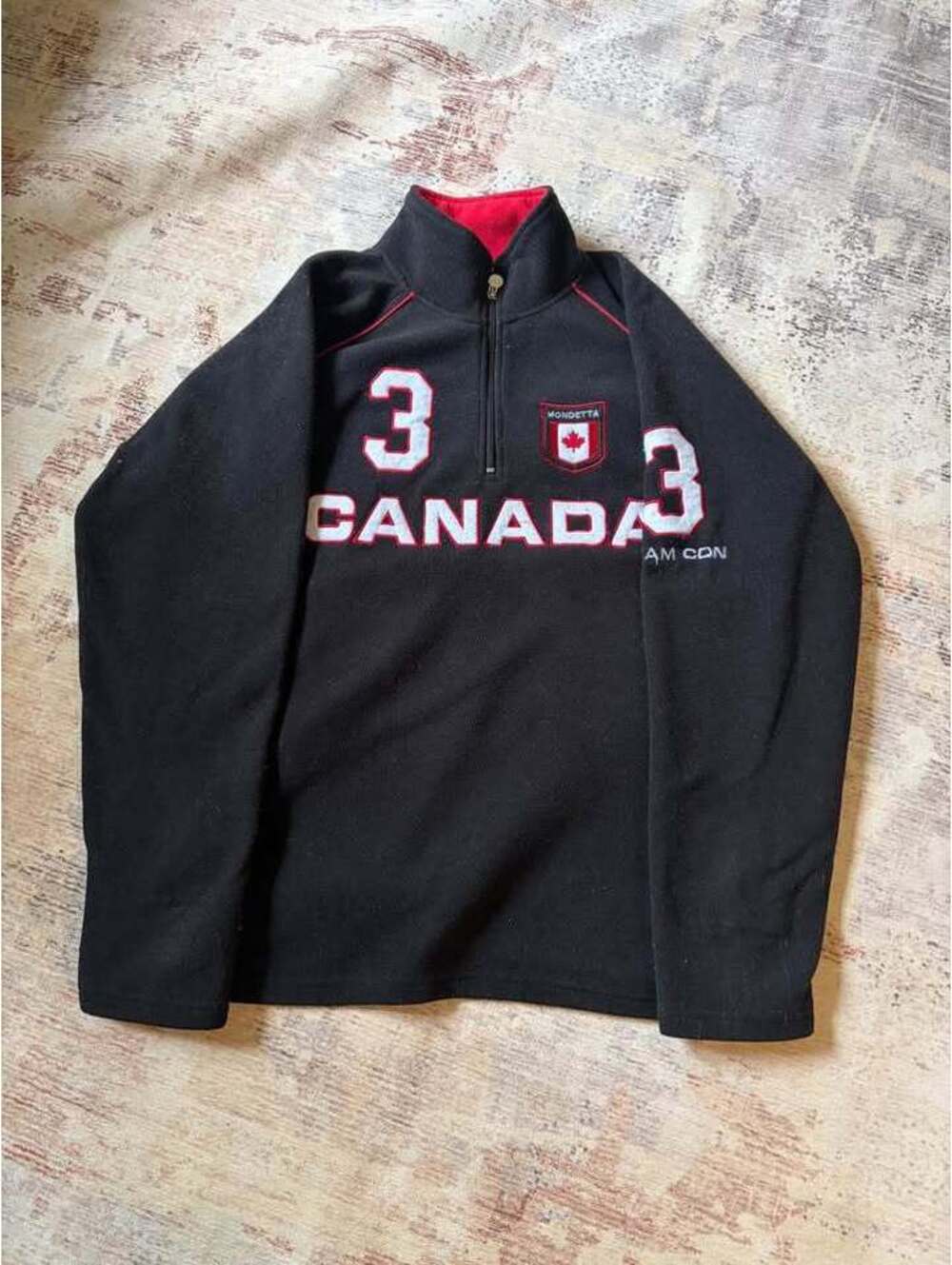 Mondetta Canada quarter zip